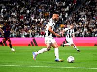 开云体育在线-尤文图斯中场又添新援，球队实力大增