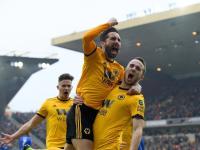 开云APP-狼队惊险取胜，球队信心大增