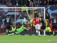 开云平台-曼联轻松赢球，赛季势如破竹