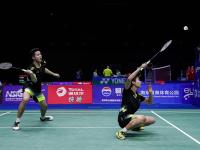 开云体育下载-羽毛球双打携手冲冠，合作默契无间的简单介绍