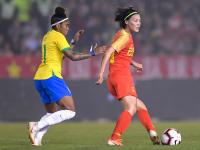 开云官网-关于津巴布韦女足勇夺胜利，赢得全场掌声的信息