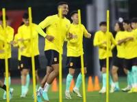 开云体育下载-国足备战世预赛，主教练李铁领衔23人大名单