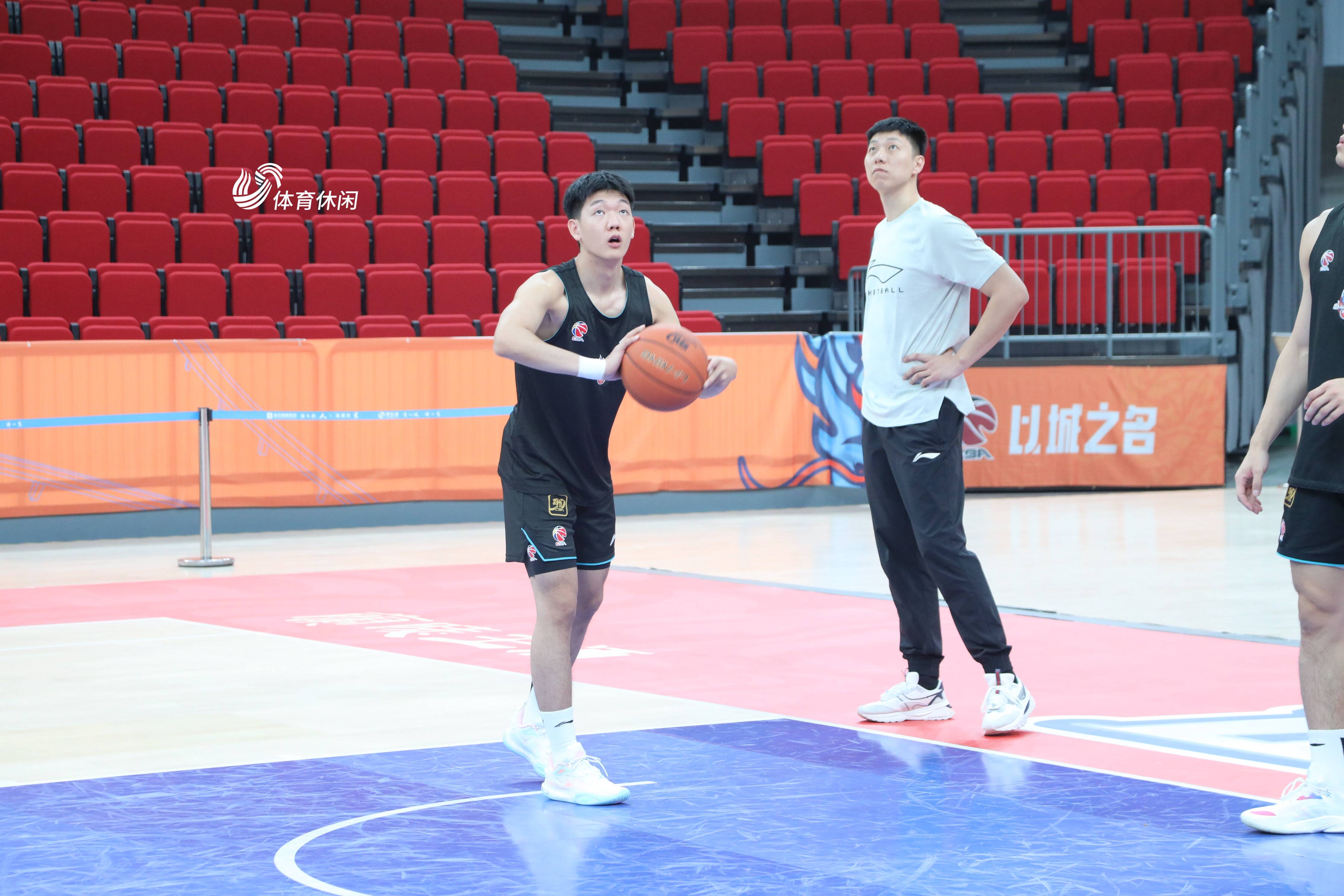 关于山东男篮力克对手，积极备战的信息