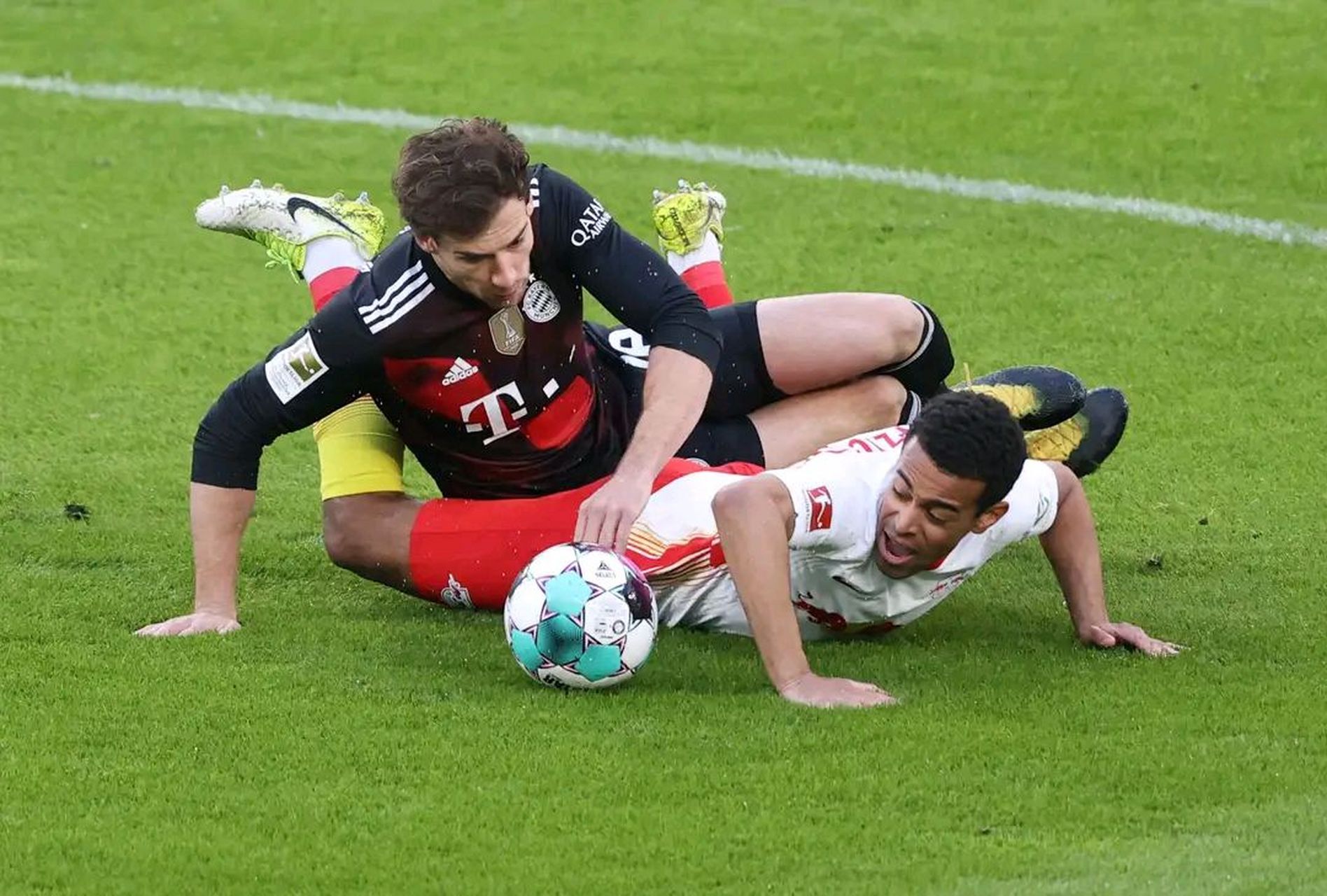 包含RB莱比锡客场击败对手,稳固德甲争霸地位的词条 包含RB莱比锡客场击败对手,稳固德甲争霸地位的词条