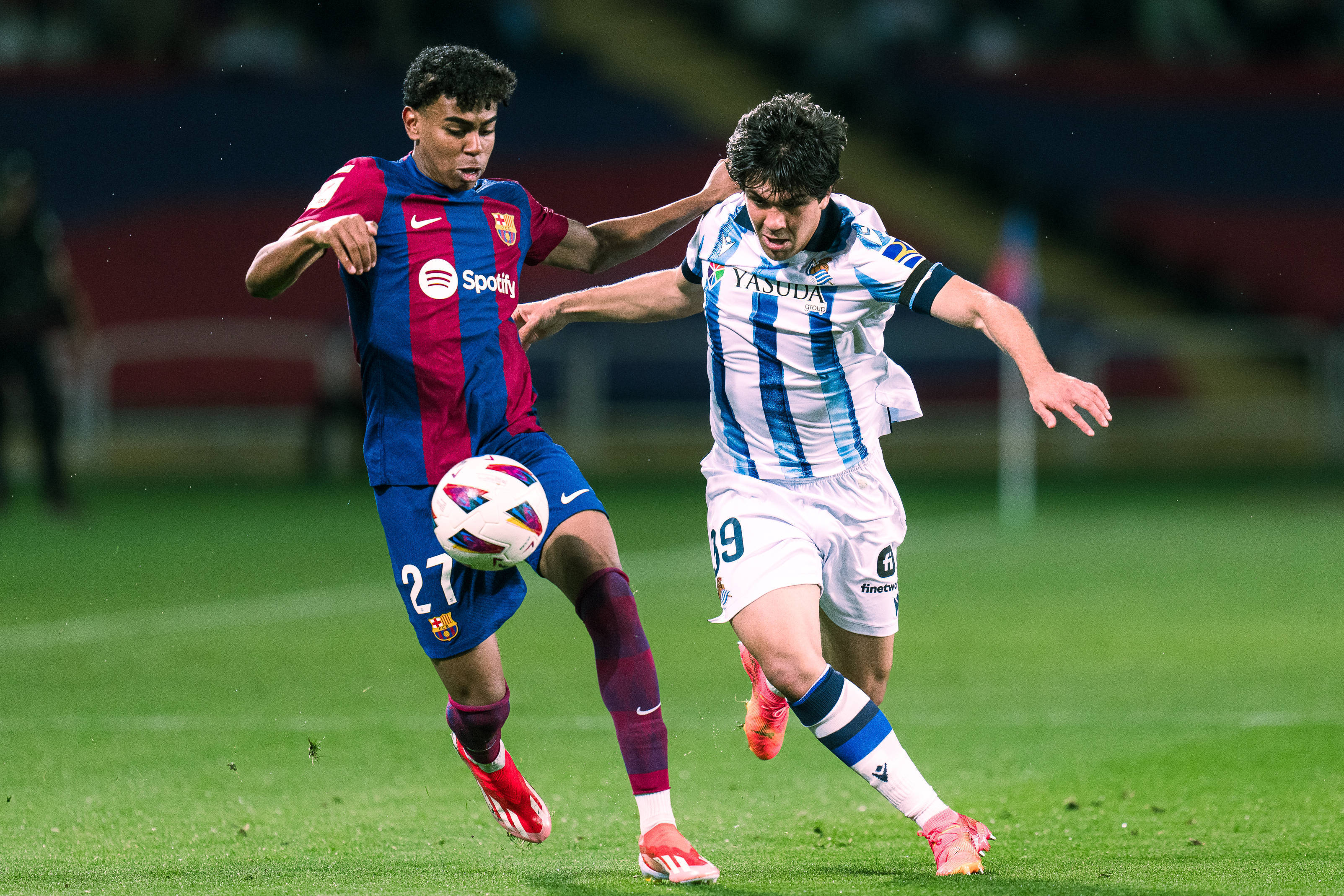 佛罗伦萨客场绝杀,反超对手排名的简单介绍 佛罗伦萨客场绝杀,反超对手排名的简单介绍