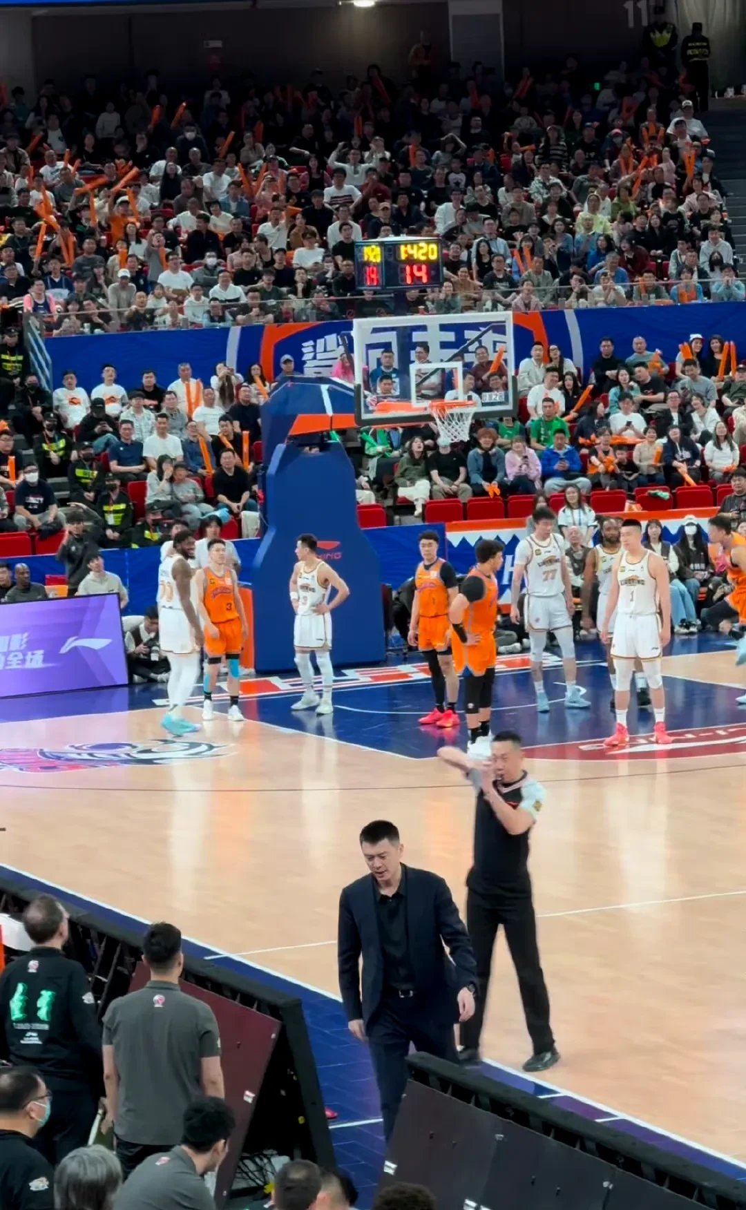 亚洲篮球锦标赛畅销球迷,场面火爆的简单介绍 亚洲篮球锦标赛畅销球迷,场面火爆的简单介绍