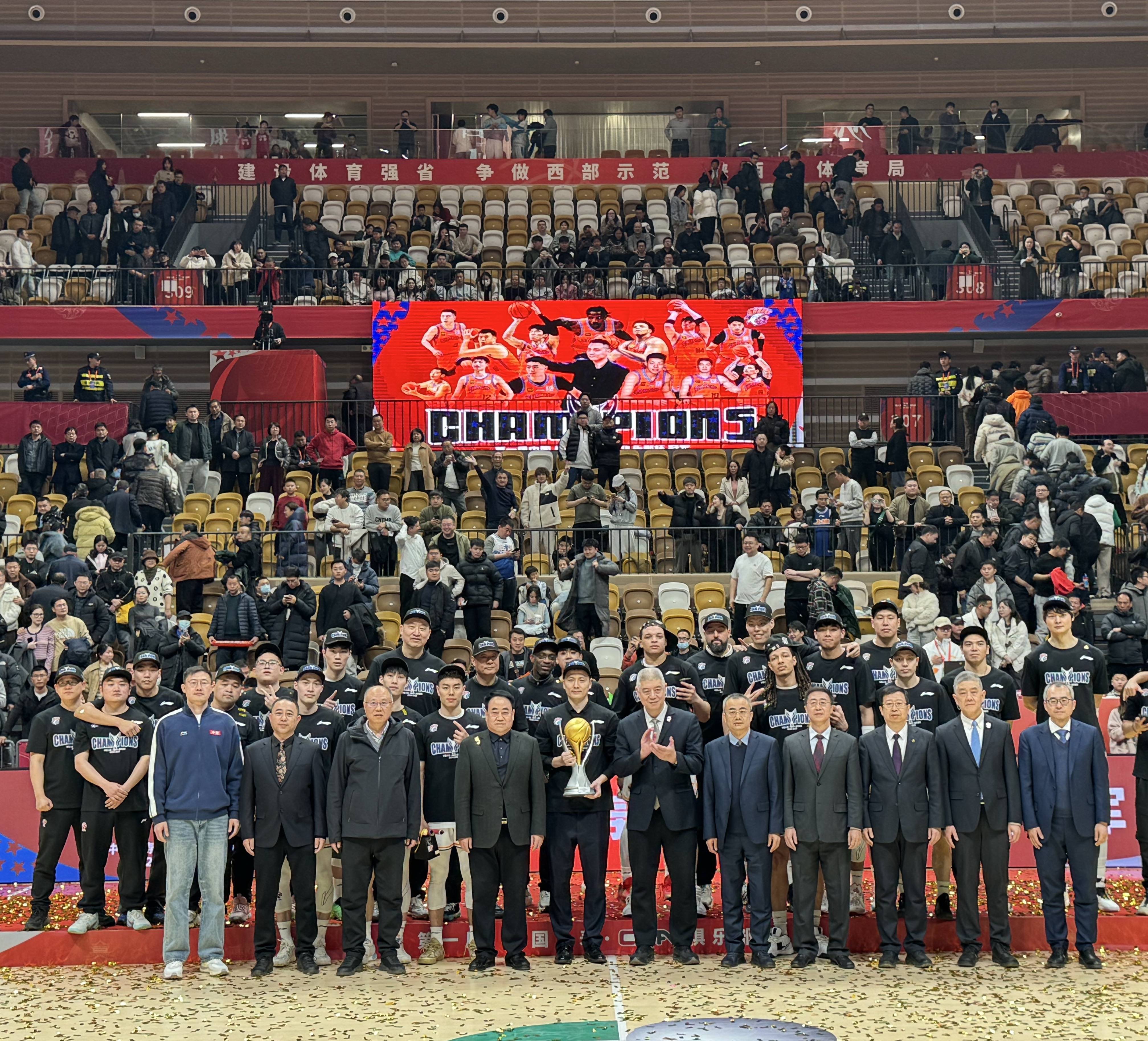 球队成立历史回顾展览馆展示队史辉煌 球队成立历史回顾展览馆展示队史辉煌