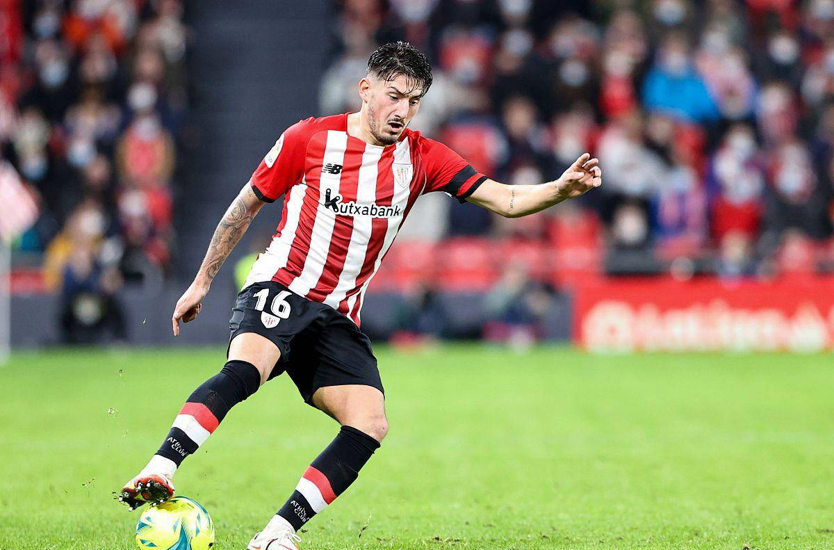 巴伦西亚连续不败,稳步向前进 巴伦西亚连续不败,稳步向前进