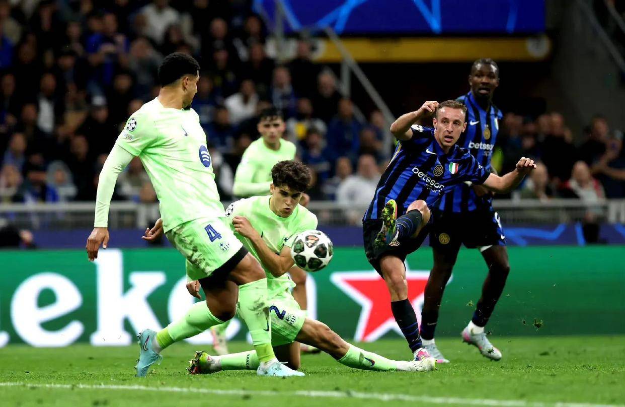 巴黎圣日耳曼雄心勃勃:欲蝉联欧冠冠军称王之路 巴黎圣日耳曼雄心勃勃:欲蝉联欧冠冠军称王之路