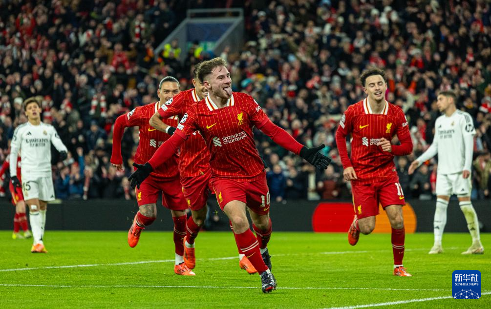 利物浦队奏凯胜利,晋级欧冠八强 利物浦队奏凯胜利,晋级欧冠八强