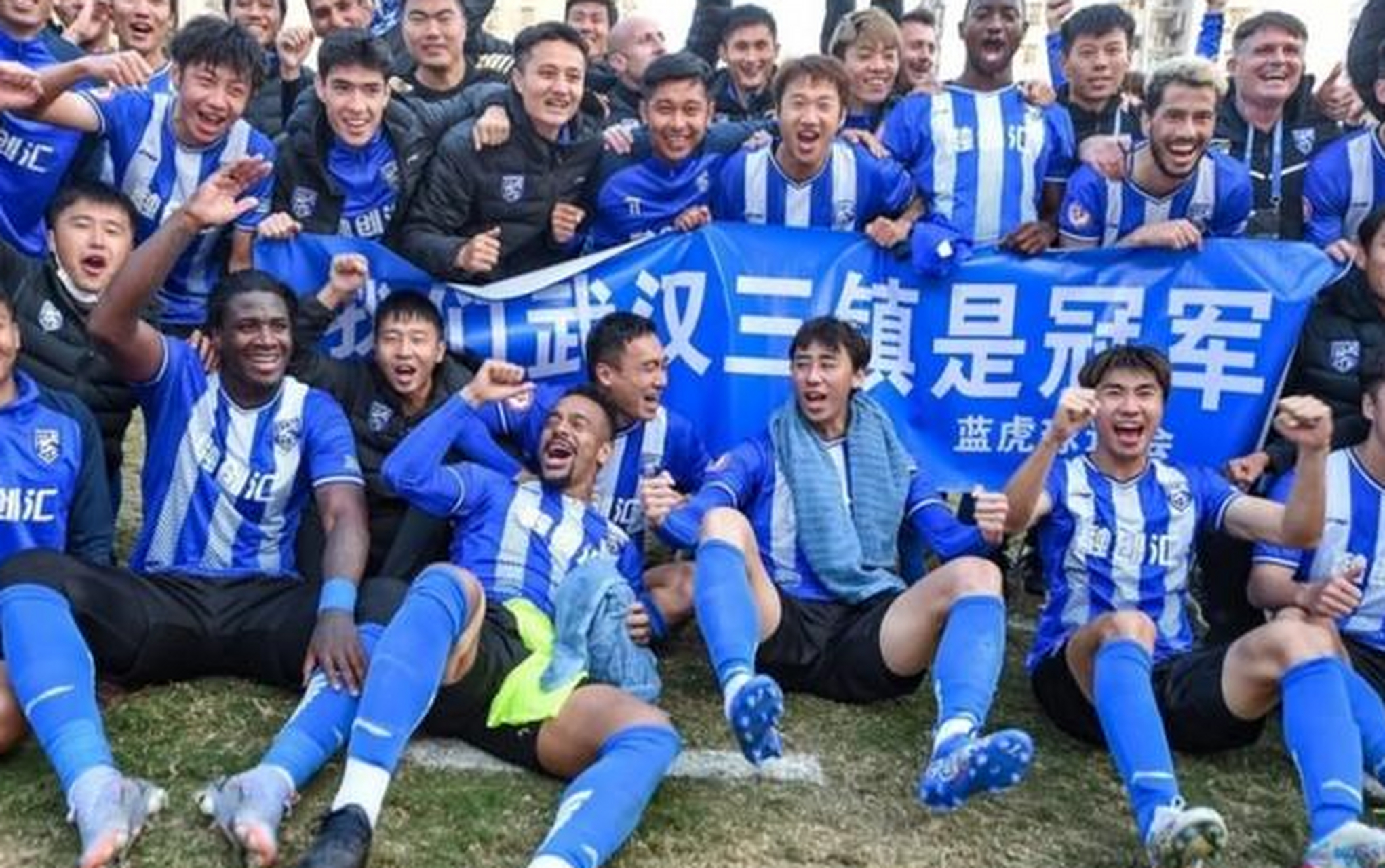 出战亚冠的球队展现出色团队配合 出战亚冠的球队展现出色团队配合