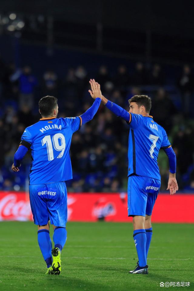 赫塔菲凭借精彩表现,主场大胜取得分 赫塔菲凭借精彩表现,主场大胜取得分