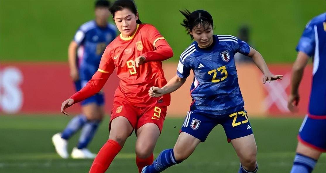 澳大利亚女足在比赛中表现出色 澳大利亚女足在比赛中表现出色