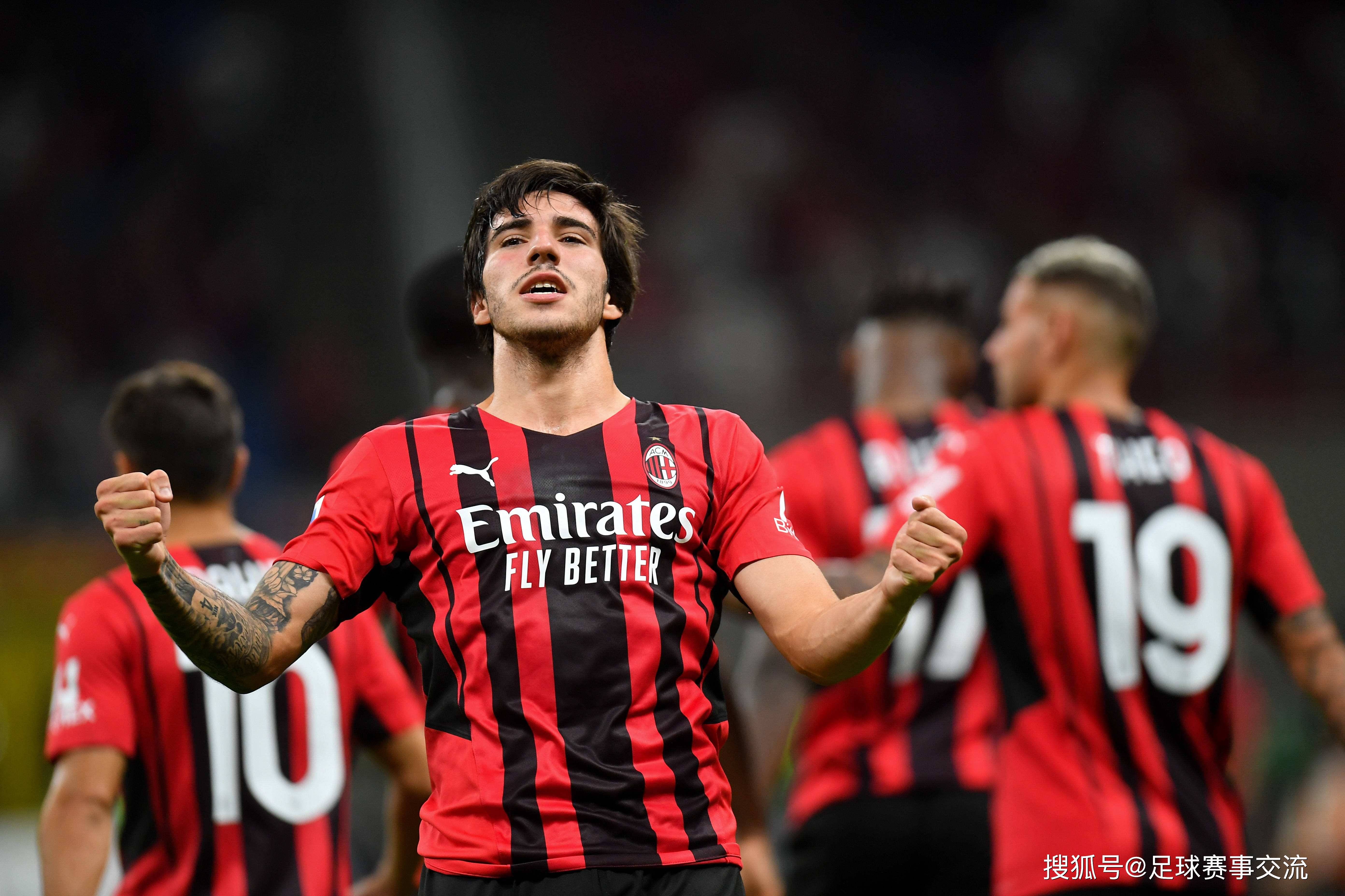 包含尤文图斯遭遇劲敌,惜败告别欧冠赛场的词条 包含尤文图斯遭遇劲敌,惜败告别欧冠赛场的词条