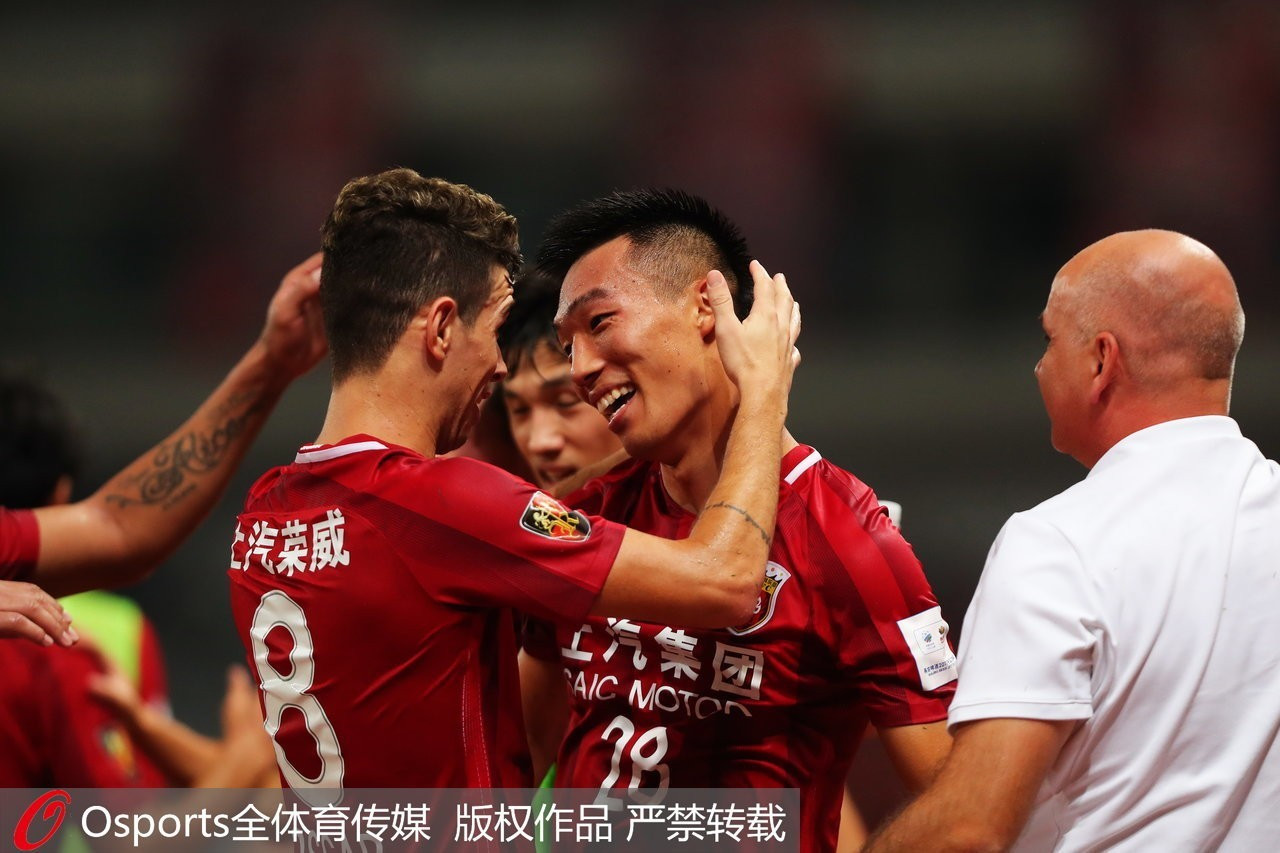 上海上港狂揽大捷，势不可挡全国瞩目