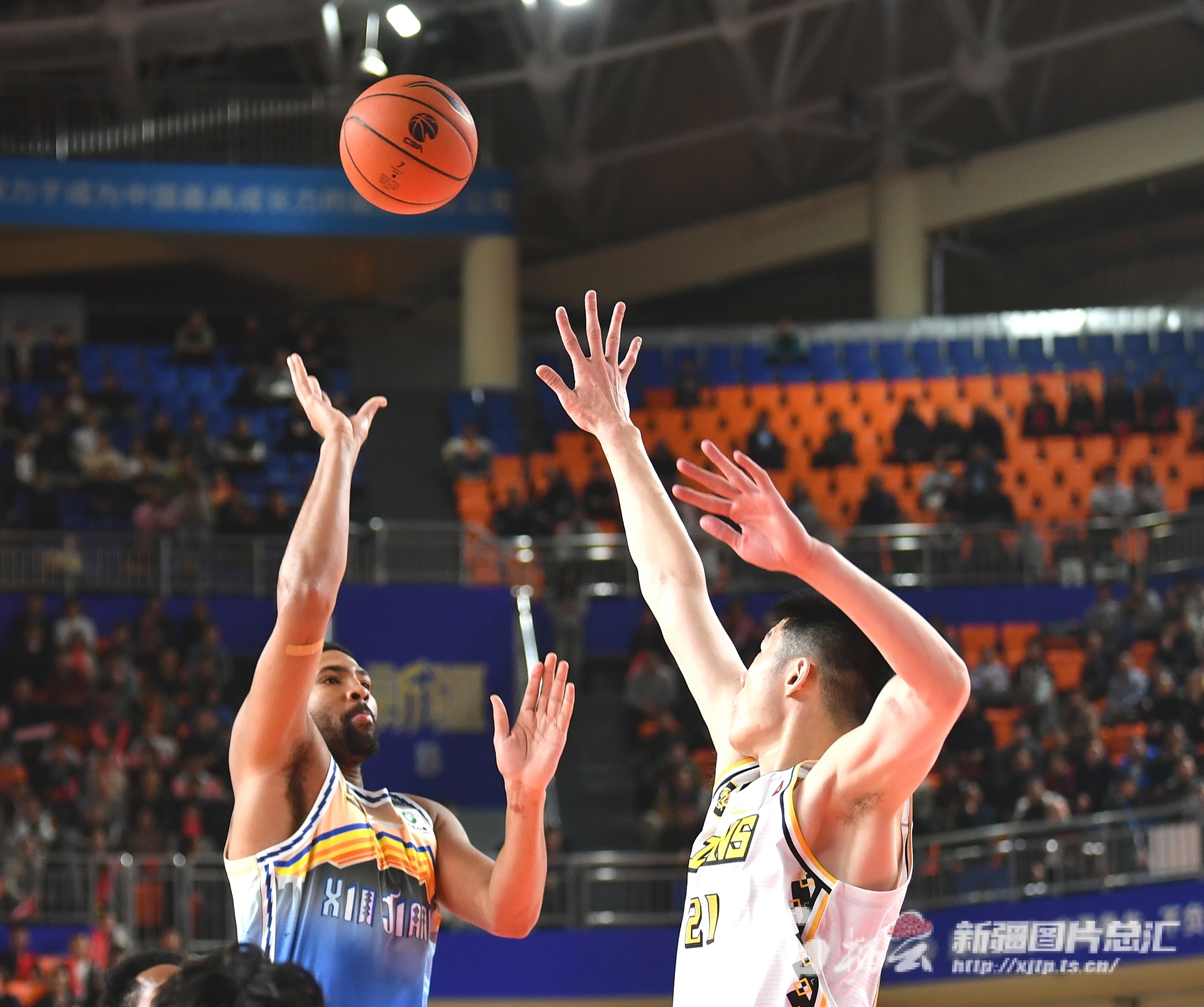 篮网逆转人，东区关键比赛取胜