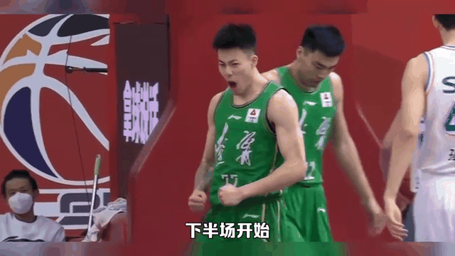 辽宁队全队发威,轻松击败上海 辽宁队全队发威,轻松击败上海