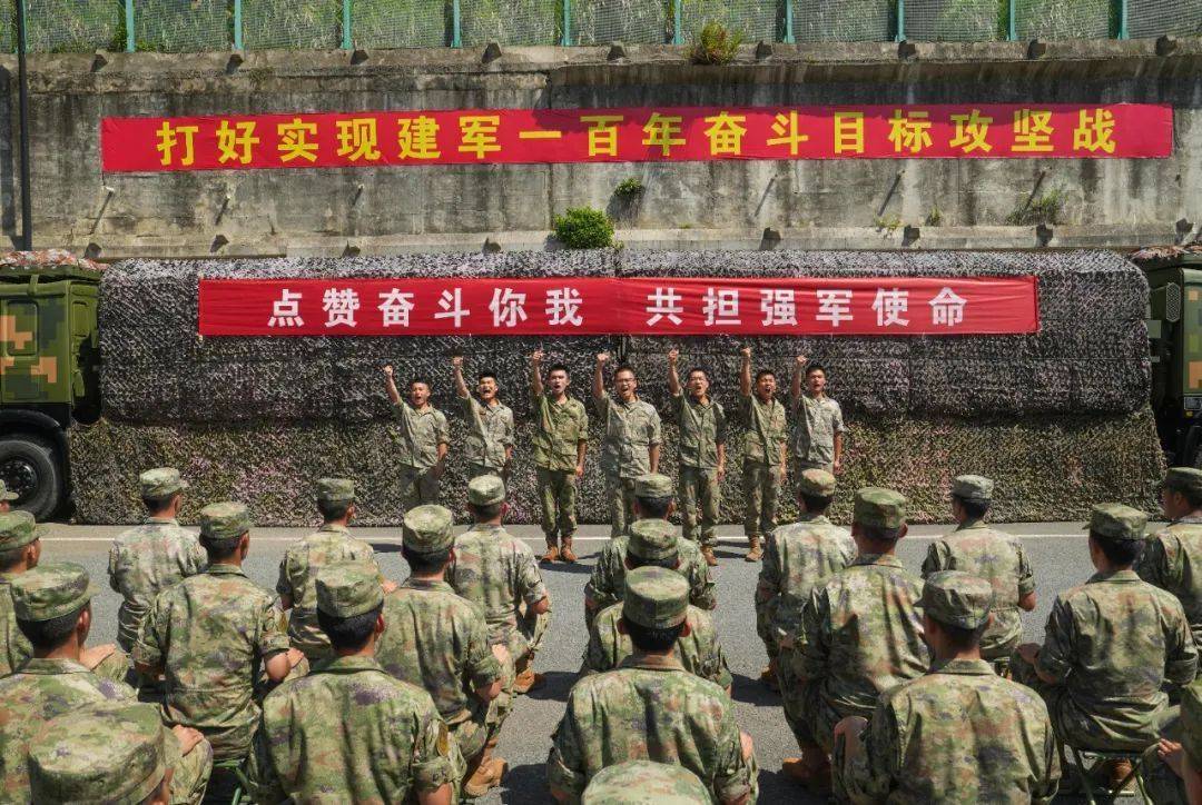 那黑兰斯锋霸连场破门,进攻火力强大 那黑兰斯锋霸连场破门,进攻火力强大