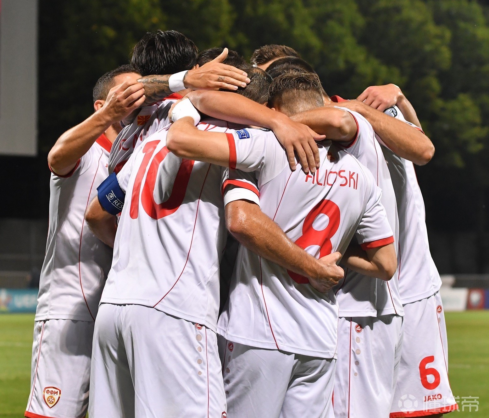 波兰大胜马其顿继续保持不败 波兰大胜马其顿继续保持不败