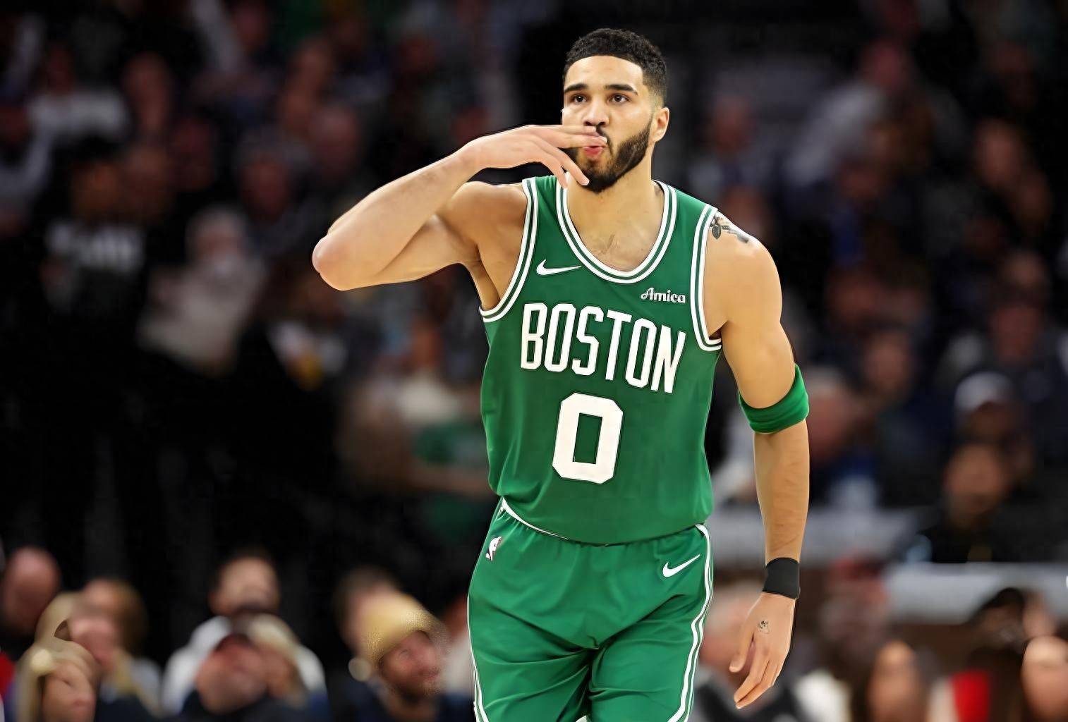 凯尔特人队重新启动训练营,备战新赛季 凯尔特人队重新启动训练营,备战新赛季