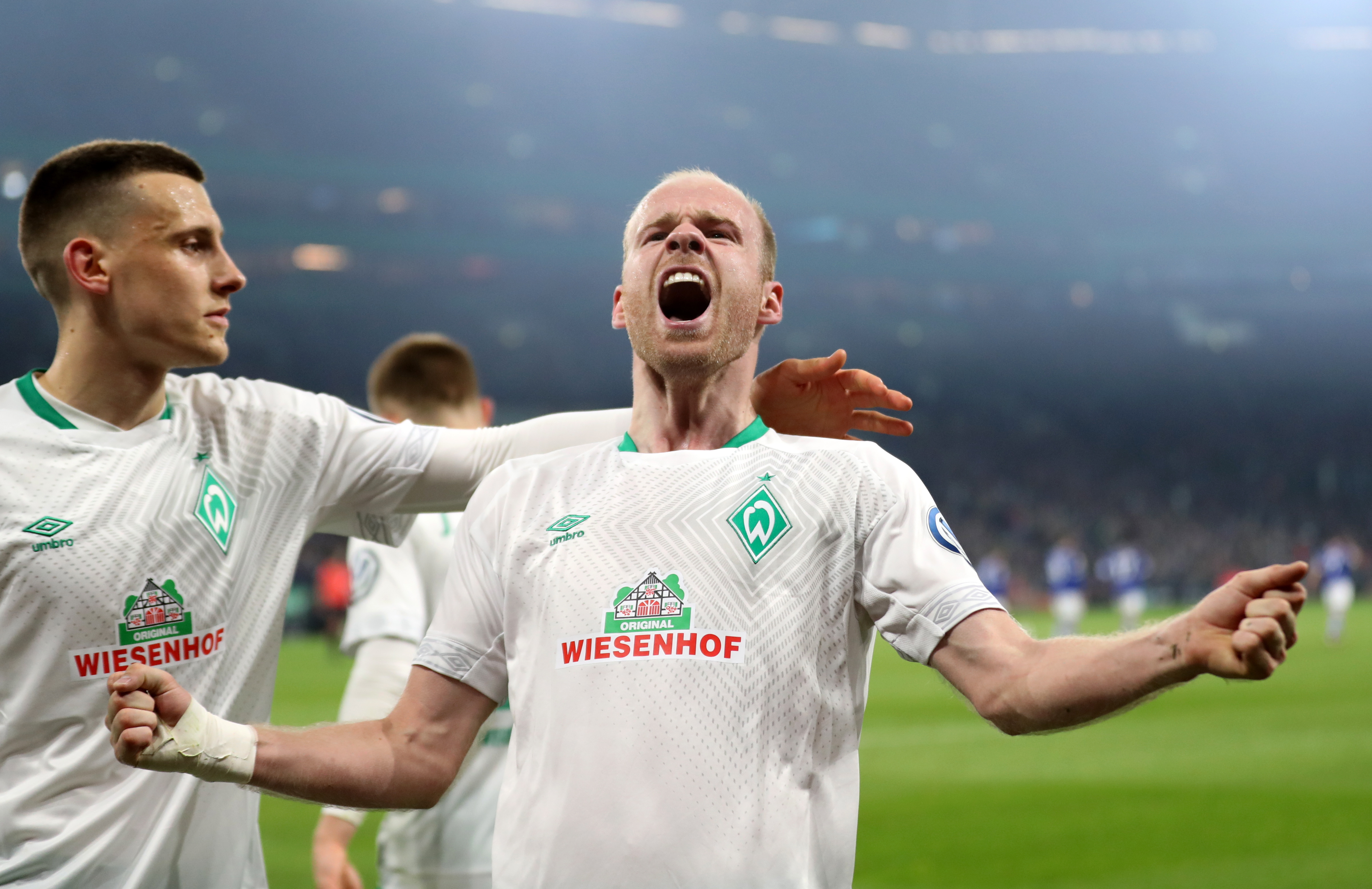 沙尔克04俱乐部发布新赛季球员名单,打造超强阵容 沙尔克04俱乐部发布新赛季球员名单,打造超强阵容