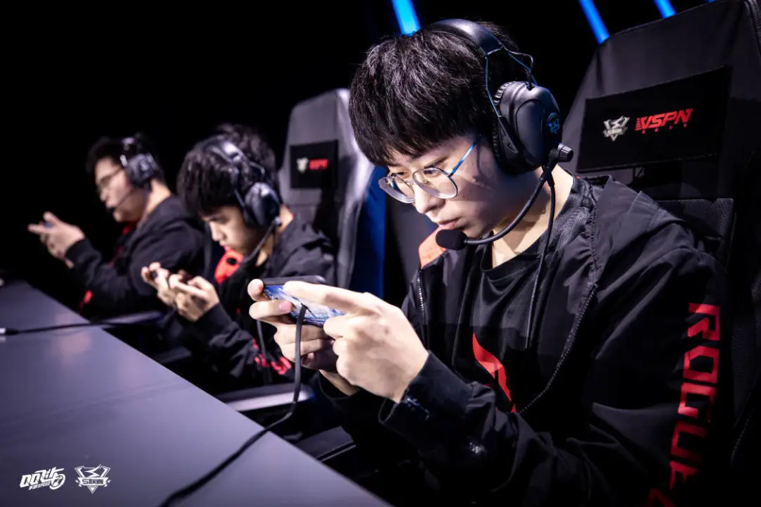 危机四伏,胜负将在悬念之中揭晓的简单介绍 危机四伏,胜负将在悬念之中揭晓的简单介绍