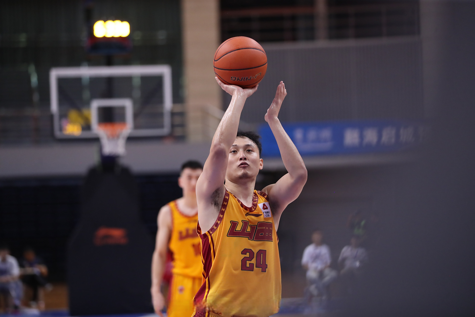 山西汾酒队平深圳队，继续保持稳定战绩