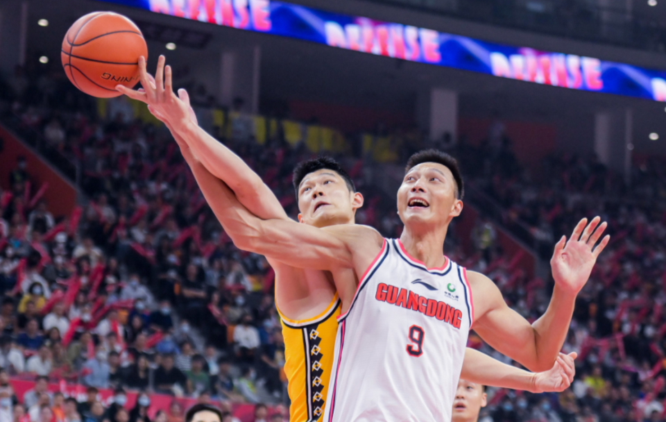 两队实力不相上下,胜负难料! 两队实力不相上下,胜负难料!