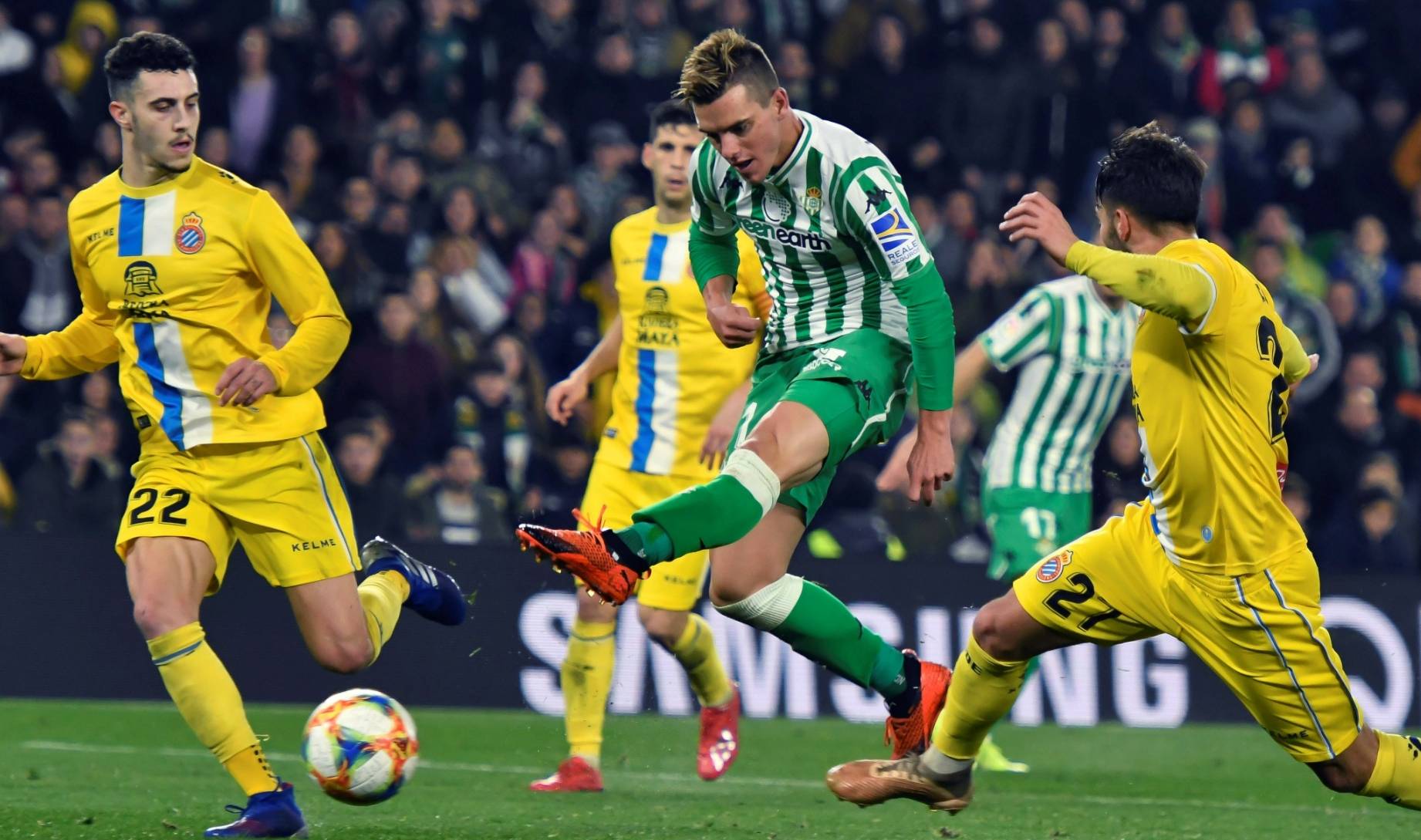 瓦拉多利德主场击败贝蒂斯,豪取七分的简单介绍 瓦拉多利德主场击败贝蒂斯,豪取七分的简单介绍