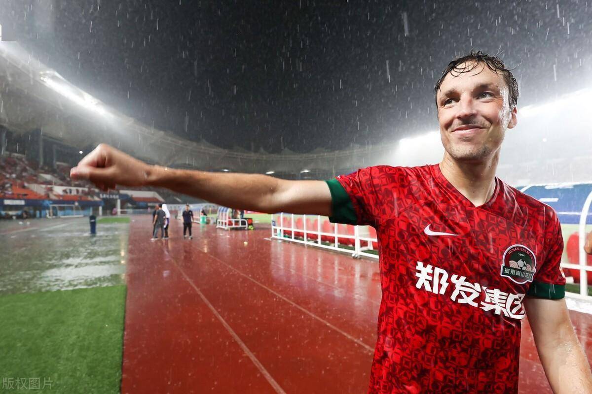 包含抢点成功头槌破门揭开胜利序幕的词条 包含抢点成功头槌破门揭开胜利序幕的词条