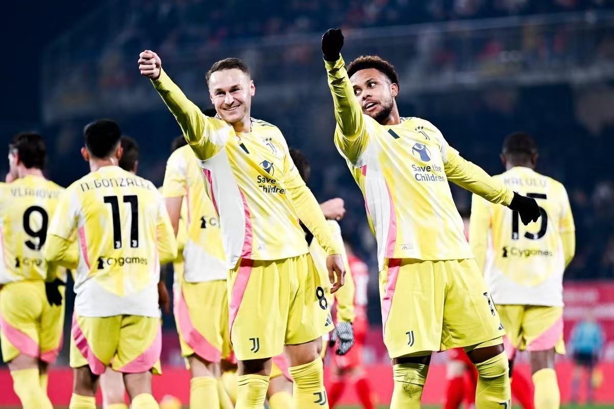 佛罗伦萨主场击败亚特兰大,连胜两场 佛罗伦萨主场击败亚特兰大,连胜两场