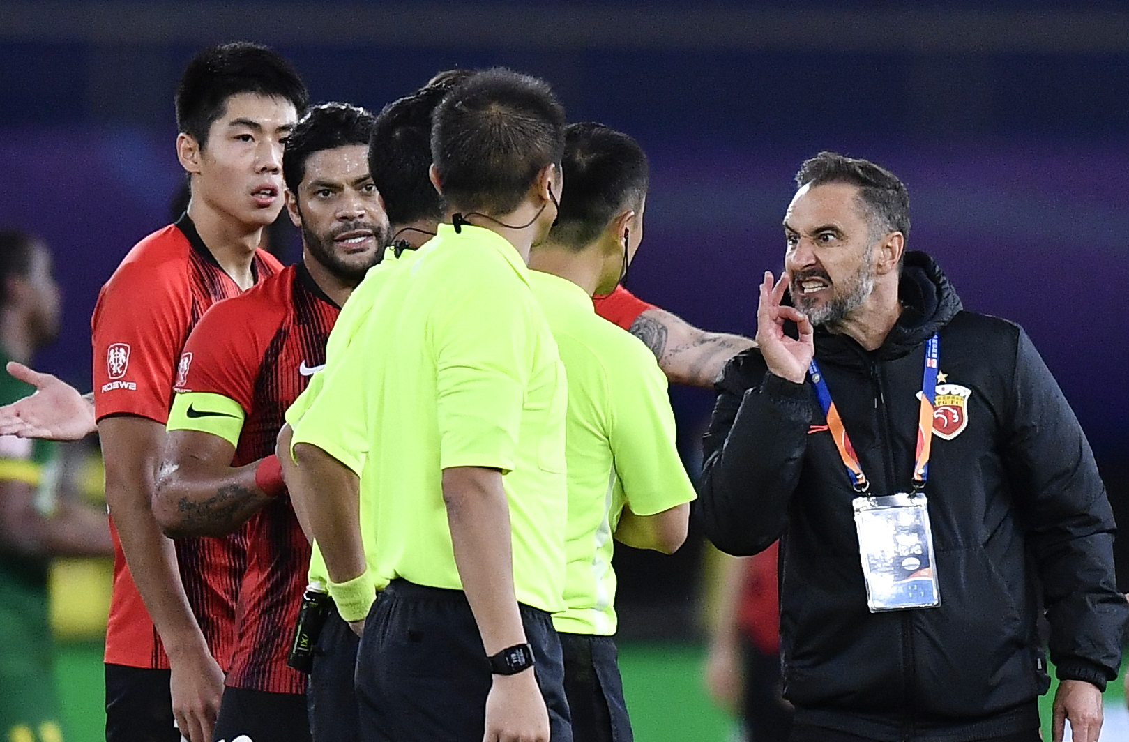 上海上港1-2不敌J联赛球队恩里克绝杀维纳斯的简单介绍 上海上港1-2不敌J联赛球队恩里克绝杀维纳斯的简单介绍