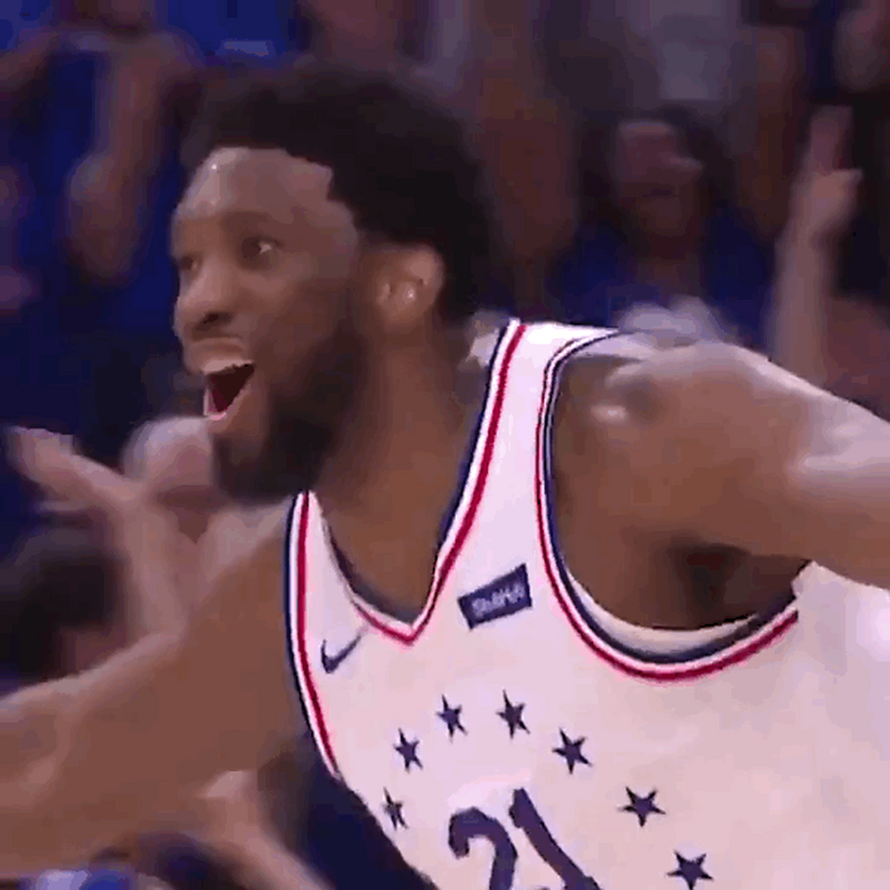 爵士惨遭凯尔特人逆转,连败两场 爵士惨遭凯尔特人逆转,连败两场