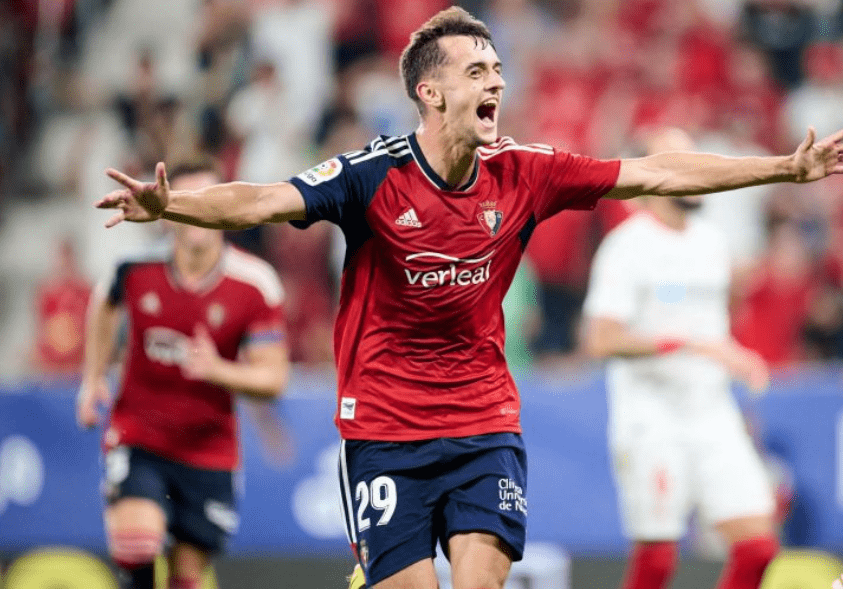 塞维利亚客场爆冷,完胜对手 塞维利亚客场爆冷,完胜对手