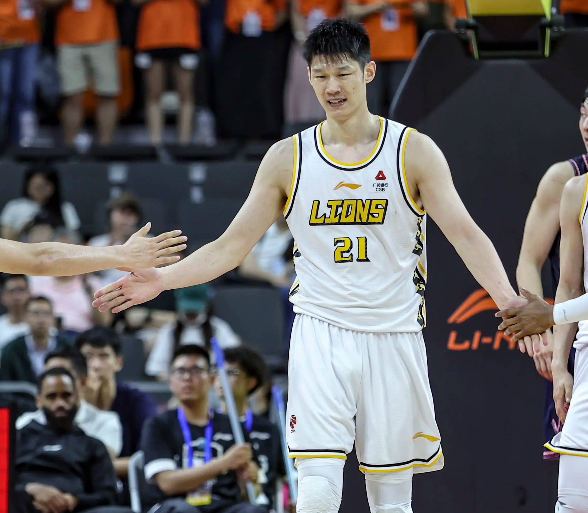 深圳队逆转福建队，胡金秋惊艳四座的简单介绍