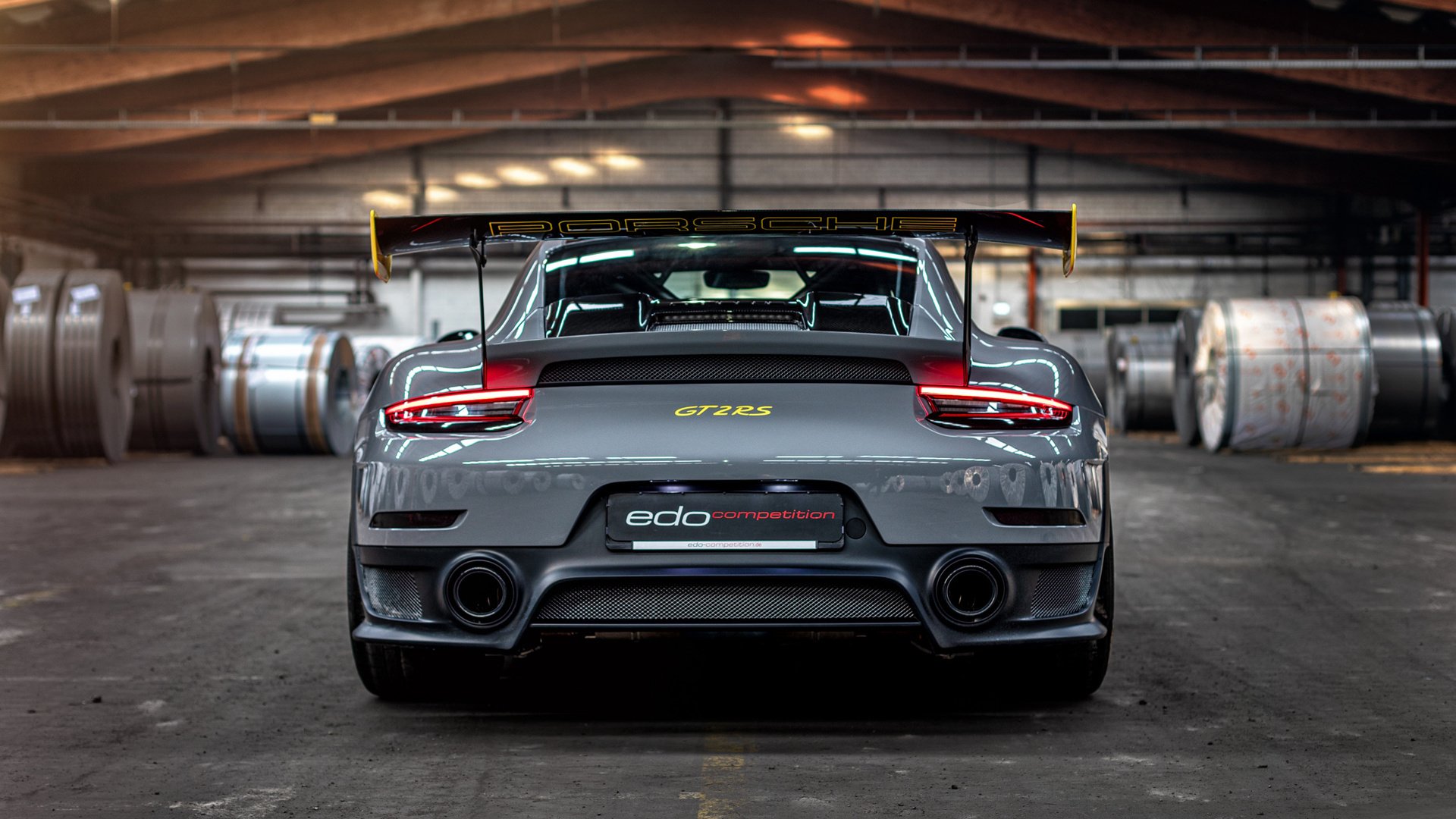 赛道上的历史性时刻，索伯车队险胜梅赛德斯，皮亚斯特里刷新单圈纪录